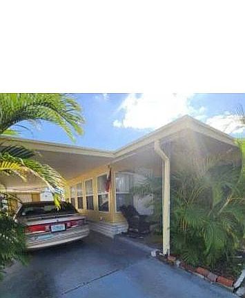 3rd image of 4000 24th St N #1218