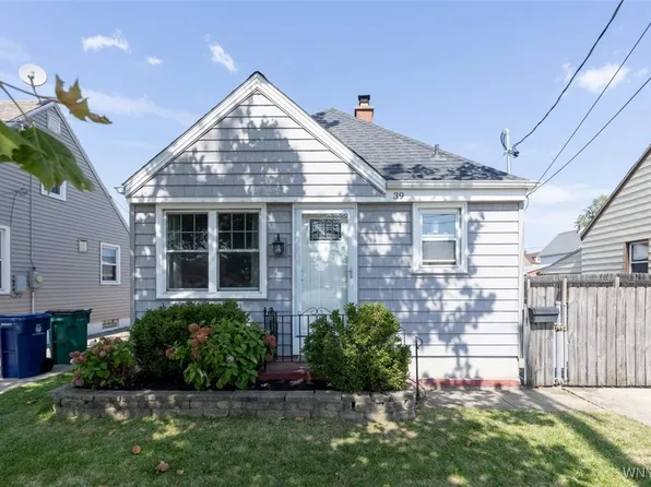 39 Hinman Ave, Buffalo, NY 14216