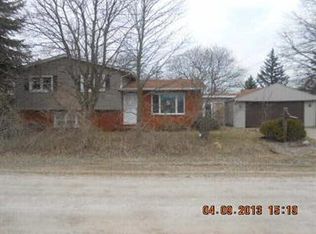 5888 Petersburg Rd, Dundee, MI 48131