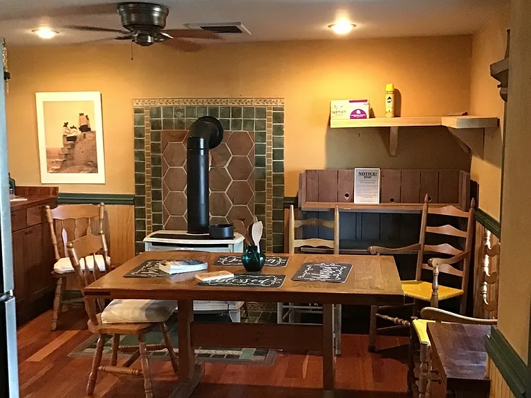 205 Fuller St — Photo 7