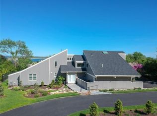 448 Purgatory Rd, Middletown, RI 02842