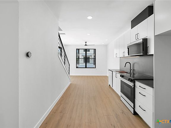 3rd image of 634 Central Pkwy #1201