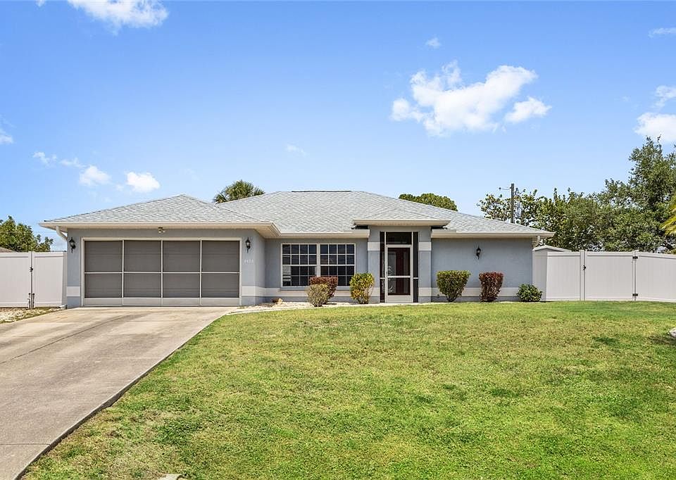 1st image of 4454 Persian Ln