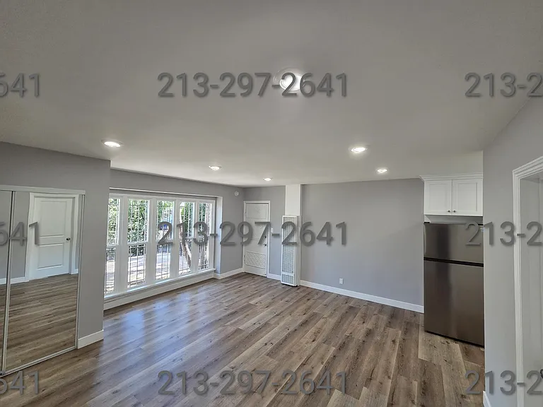 619 S Rampart Blvd #101 — Photo 16