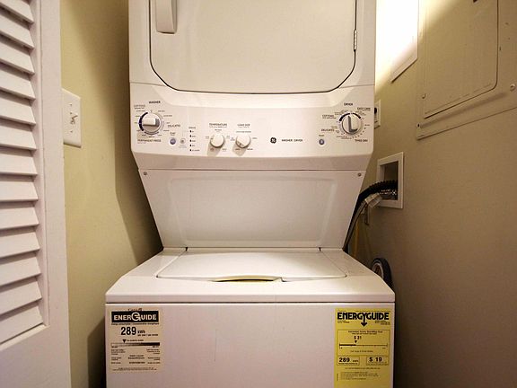 stackable washer/dryer in unit