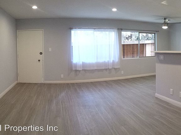 4th image of 11746 Goshen Ave APT 06