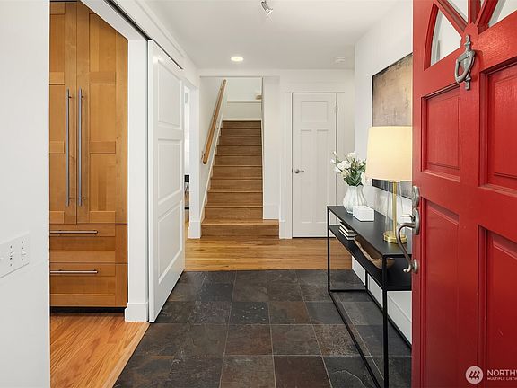 4th image of 11059 SE 31st Street