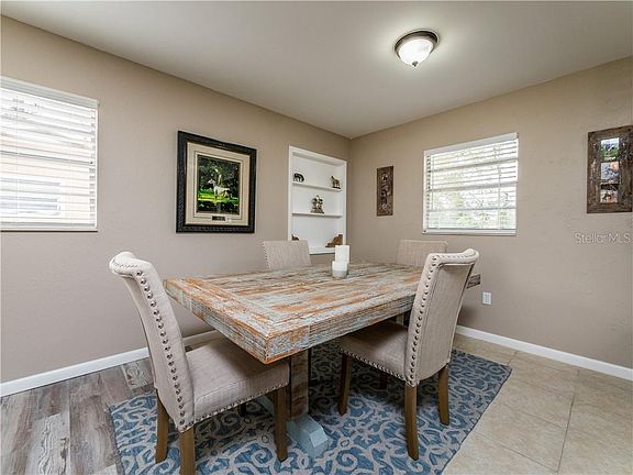 5th image of 6763 NW 62nd Pl
