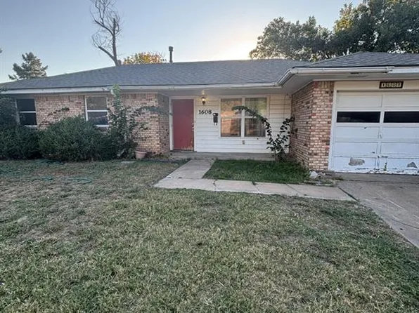 1608 N Crawford Ave, Norman, OK 73069