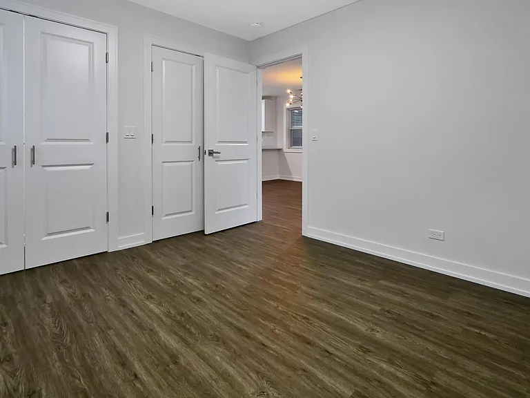 4052 N Lavergne Ave #1R — Photo 9