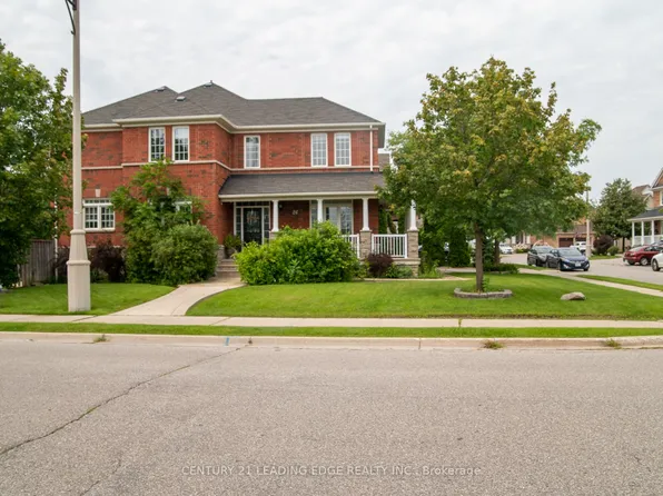 26 Huntspoint Dr, Brampton, ON L6P 2E7
