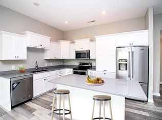 2916 Clear Creek Loop SE, Mandan, ND 58554