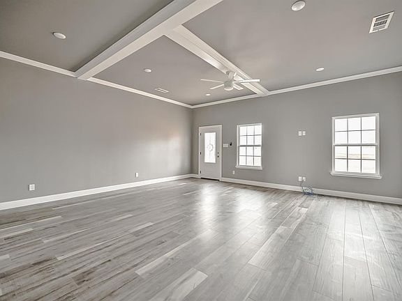 5th image of 8400 Kelly Ln