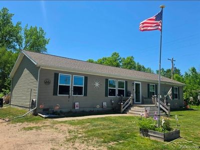 20 E Mier Rd, Sanford, MI, 48657