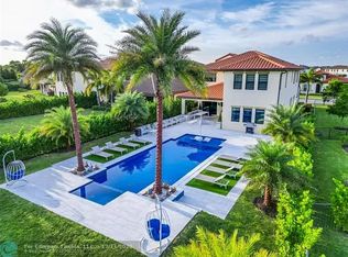 11840 S Baypoint Cir, Parkland, FL 33076