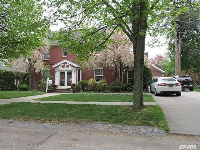 1st image of 120 4th St