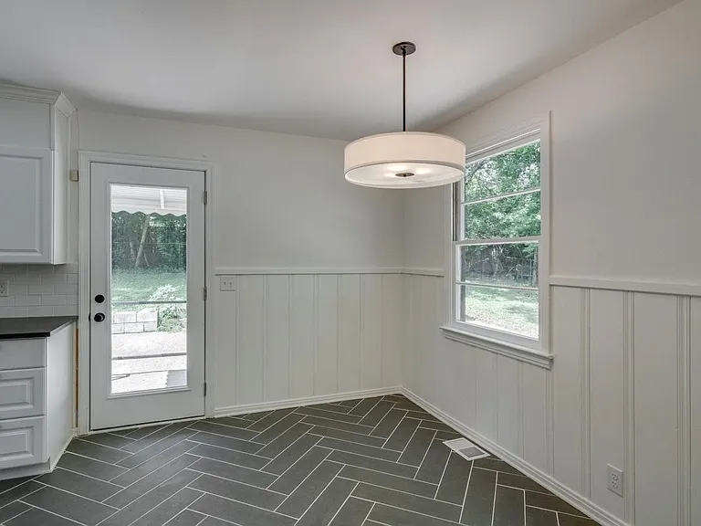 2909 Branch Ct — Photo 11