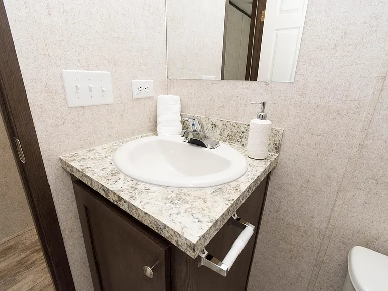 Catalina MCH — Photo 16