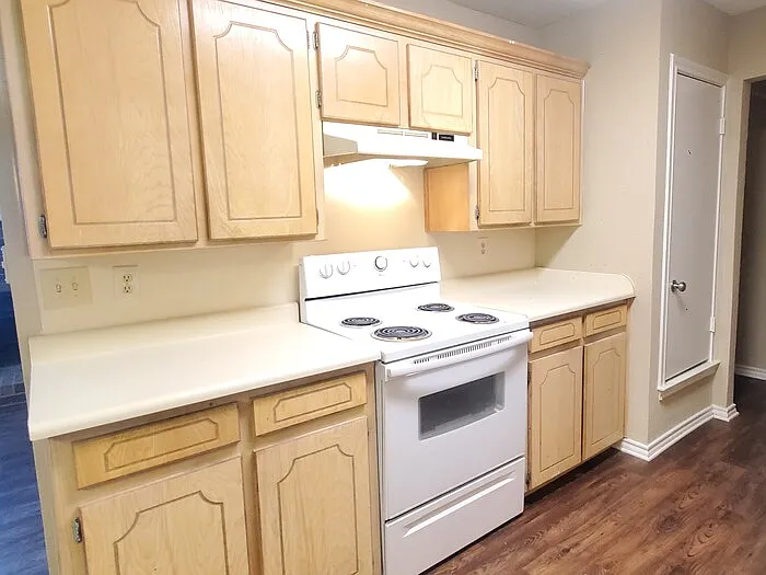 1432 Briar Cir — Photo 6
