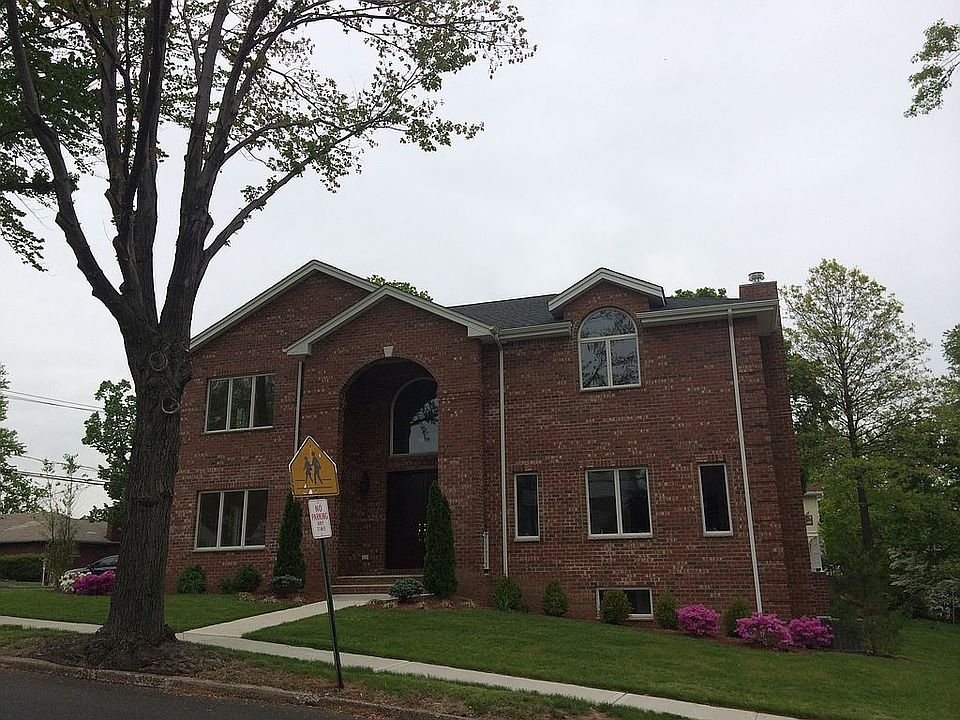2nd image of 600 Abbott Ave