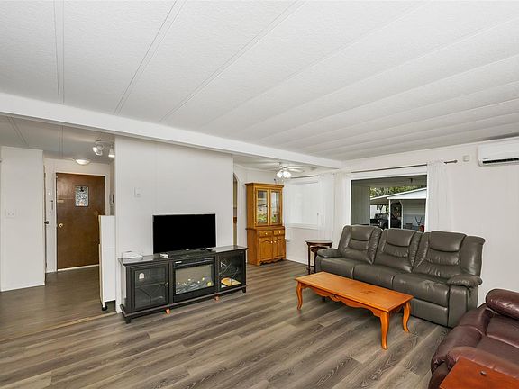 3rd image of 2885 Boys Rd #287