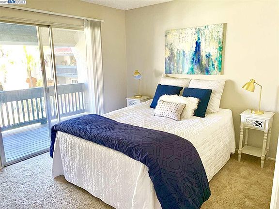 5th image of 1009 Murrieta Blvd APT 41