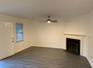220 Olde Vineyard Ct #220, Winston Salem, NC 27104