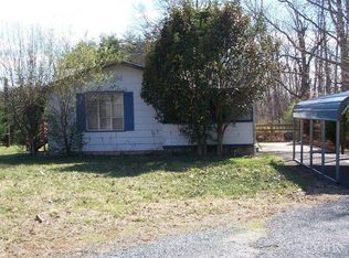 232 Mountain Cut Rd, Appomattox, VA 24522
