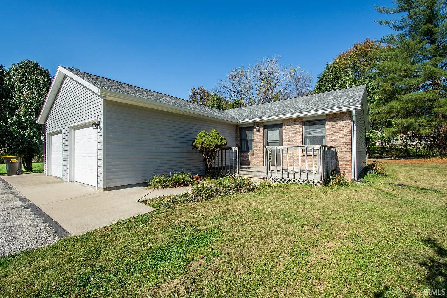 2 bed, 1.0 bath, 840 sqft, $1,250 — Photo 3