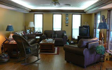 3rd image of 484 Rockville Springs Dr