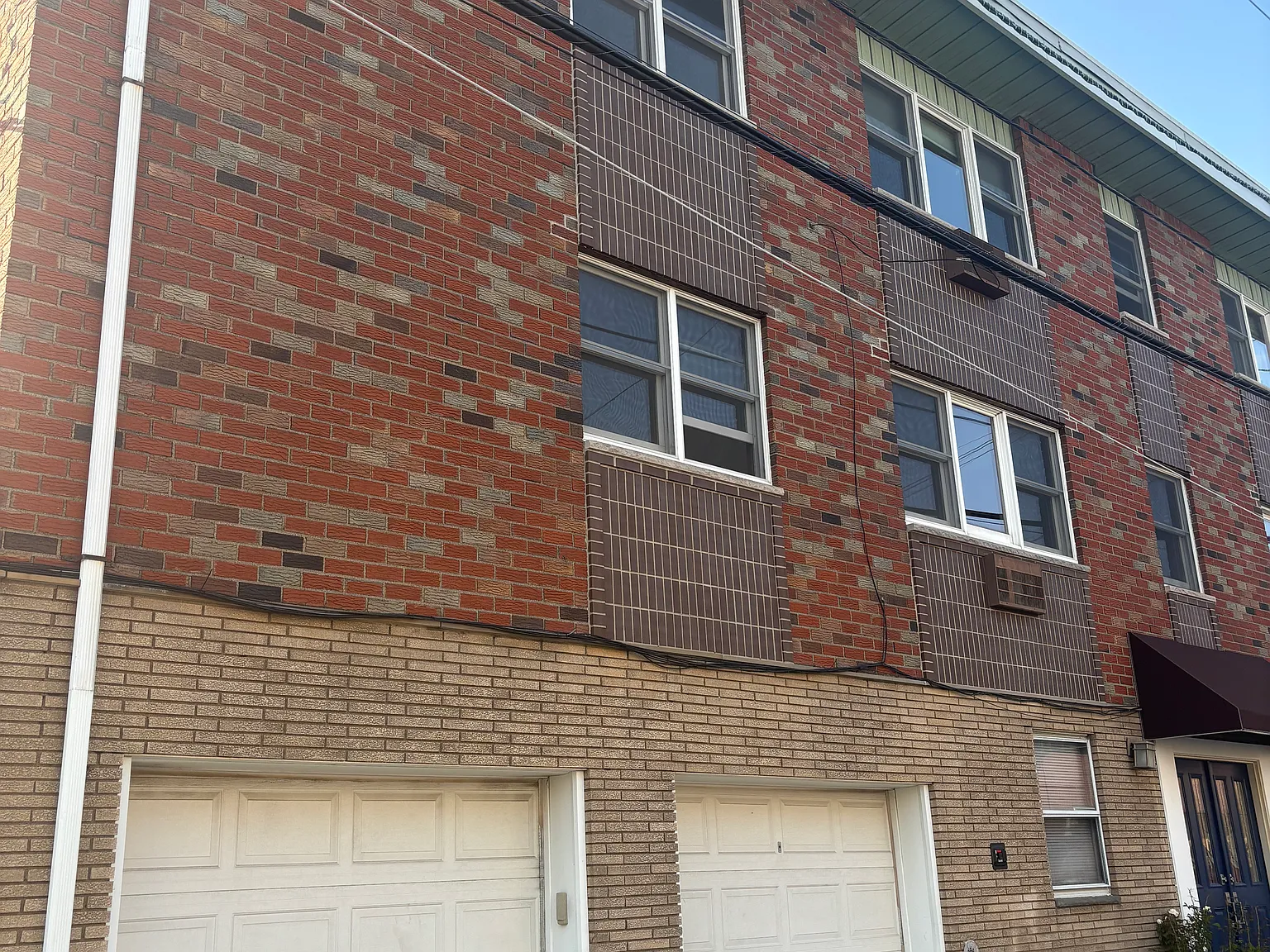 1 bed, $2,100 — Photo 2