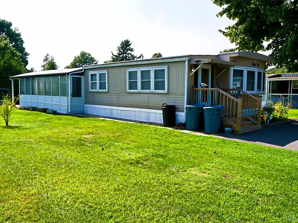 703 Fresh Pond Avenue #55, Calverton, NY 11933