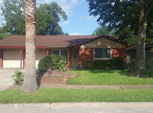 1309 Zapp Ln, Pasadena, TX 77502