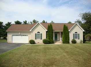 12 Derbywood Cir, Dover, DE 19904