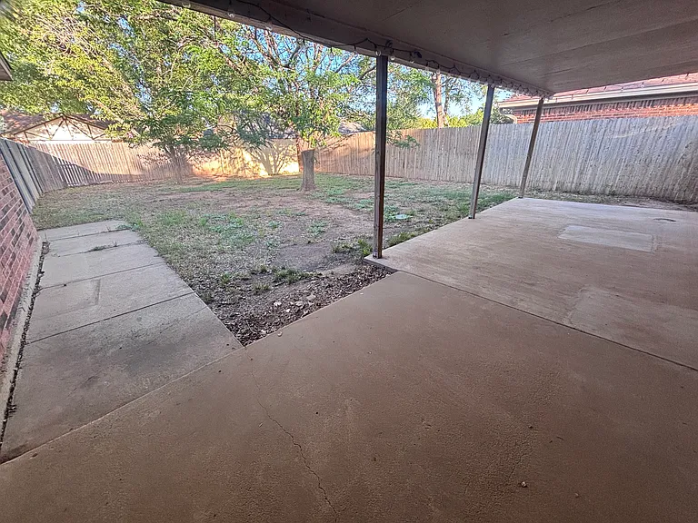 6909 Devonshire Rd — Photo 10