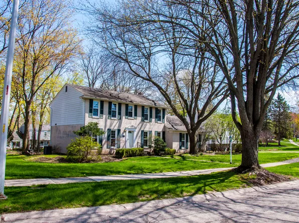 968 Great Oaks Blvd, Rochester, MI 48307