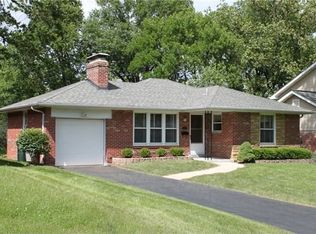 1009 Glenbrook Ave, Saint Louis, MO 63122