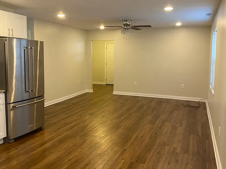 1407 Broadview Ct — Photo 6
