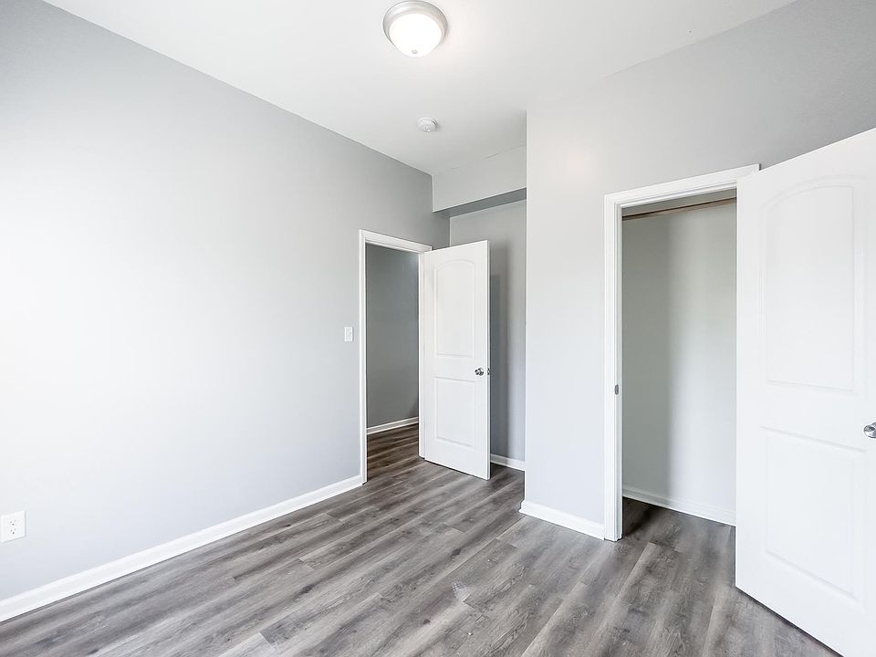 1st image of 27 N Tacoma Ave