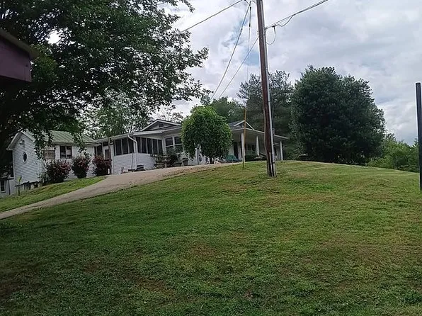 58 Blackcat Ln, Auxier, KY 41602