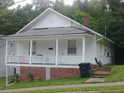 841 Clay St, Danville, VA, 24540
