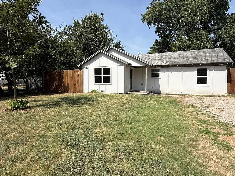 719 English St — Photo 14