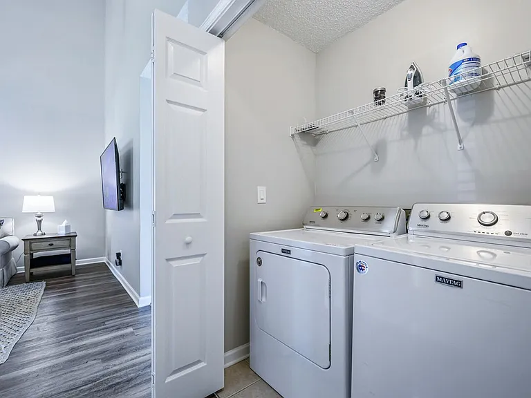 Washer/Dryer