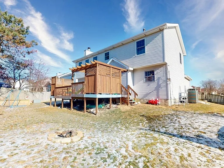 14 Kleggstone Cir — Photo 38