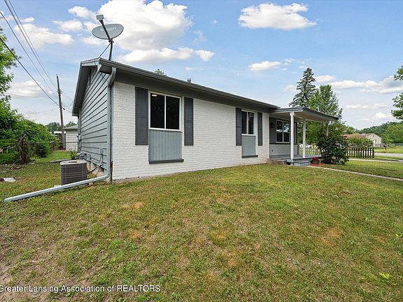 2nd image of 3414 Braeburn Dr