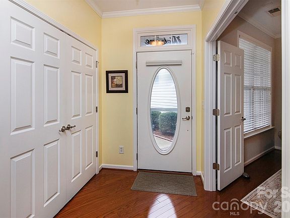 2nd image of 215 Garnet Ct