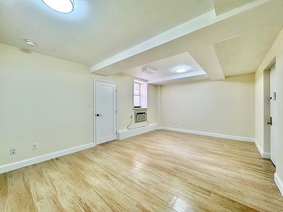 3rd image of 36-40 Bowne St #1A