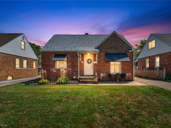2515 9th St, Cuyahoga Falls, OH 44221