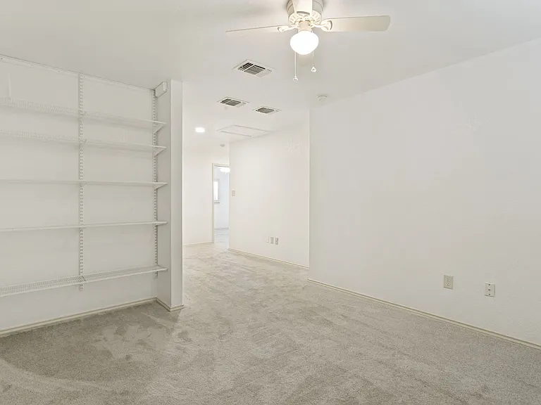 3202 Eisenhauer Rd #801 — Photo 20