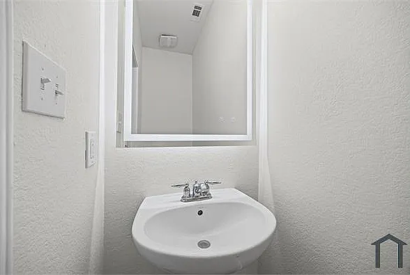 200 Creek Ridge Ln — Photo 3
